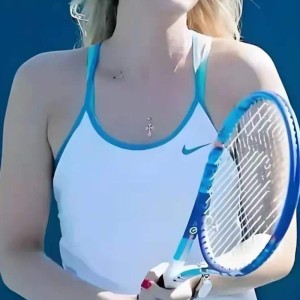 莎拉波娃合影东契奇，二人曾有房产交易，网坛女神衰老太快|湖人|女子网球|科比-布莱恩特|萨沙-武贾西奇|卢卡-东契奇_新浪体育_新浪新闻